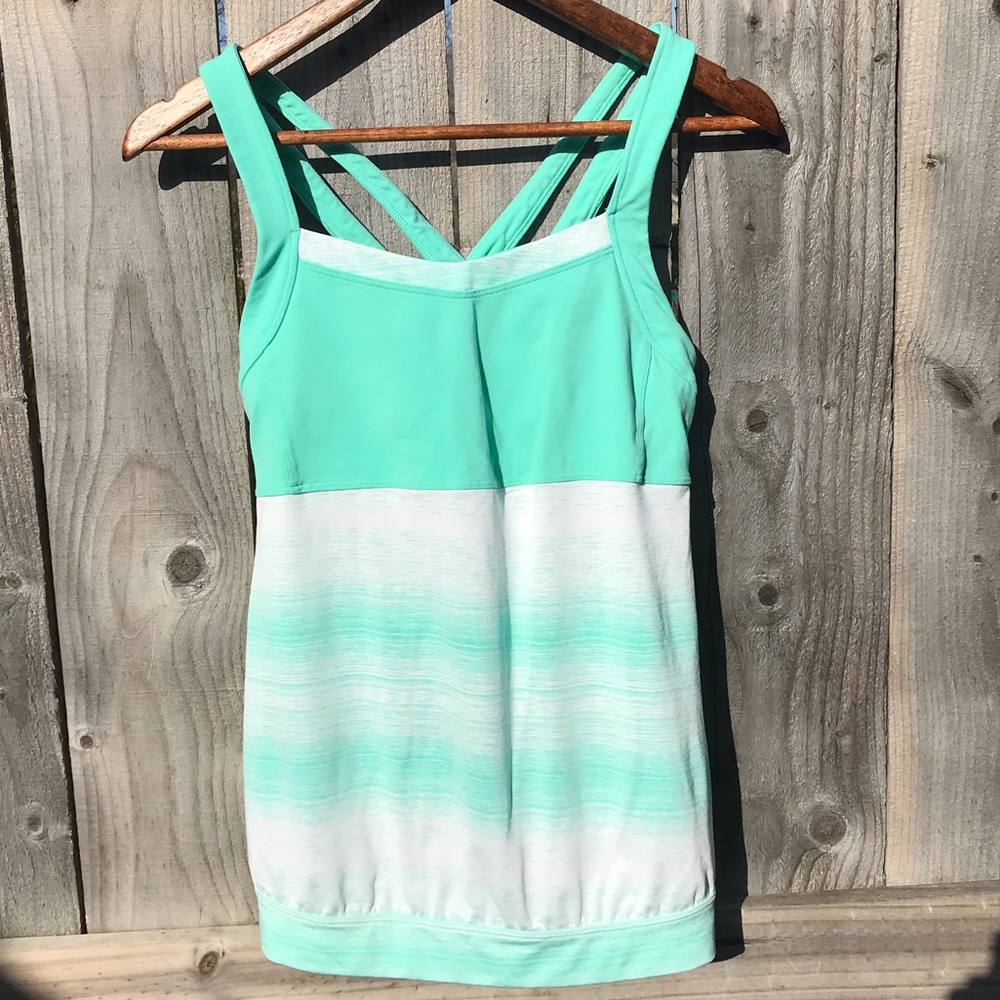 Athleta criss cross back workout tank